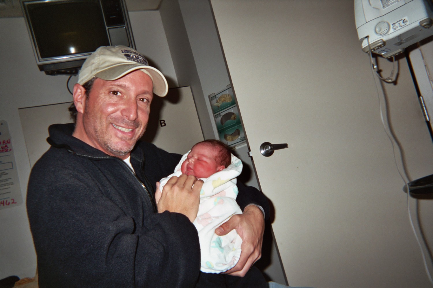 NEW BABY 12-15 TO 12-26 2005 002
